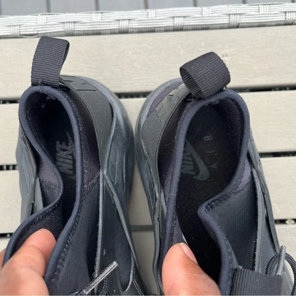 Nike Air Huarache Run Triple Black Men’s 9.5 819685-002 Clean & Ready to Wear - Picture 7 of 8
